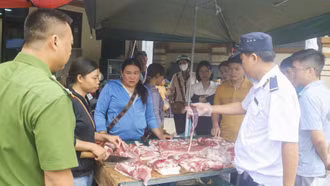 Xã Bát Xát tăng cường tuyên truyền, ký cam kết phòng, chống dịch tả lợn châu Phi