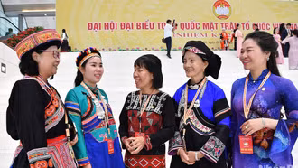 Rực rỡ sắc màu đại đoàn kết toàn dân tộc