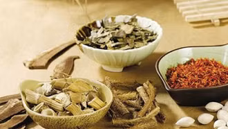 Cảnh báo tình trạng mạo danh, thổi phồng công dụng bài thuốc đông y