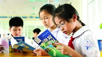 Để không còn gánh nặng học phí, sách vở cho phụ huynh