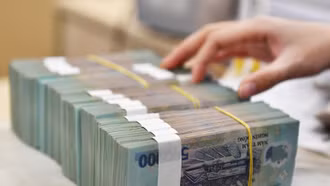 Loạt ngân hàng tăng lãi suất cho vay, hé lộ 2 nhà băng tăng mạnh