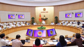 Thủ tướng Lê Minh Hưng chủ trì phiên họp thường kỳ đầu tiên của Chính phủ khóa XVI