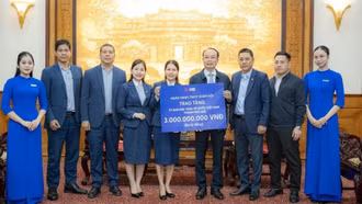 Ngân hàng TMCP Quân đội đóng góp 3 tỷ đồng hỗ trợ thành phố Huế khắc phục hậu quả thiên tai