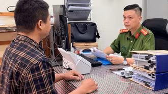 Khởi tố đối tượng mua hơn 33.000 quyển sách giáo khoa giả về bán