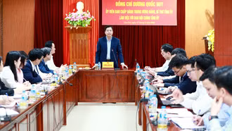 Chủ động nghiên cứu, dự báo, nắm chắc tình hình từ sớm, từ xa