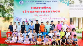 Gần 50 học sinh tham gia hoạt động “Vẽ tranh theo sách” với chủ đề “Ước mơ từ trang sách”