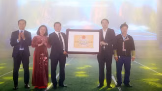 Lễ công bố và đón nhận Bằng xếp hạng Di tích danh thắng cấp tỉnh đối với đỉnh Ngũ Chỉ Sơn