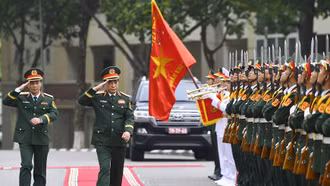 Đại tướng Phan Văn Giang dự chỉ đạo Lễ công bố quyết định sáp nhập và tổ chức lại các cơ quan quân sự địa phương Quân khu 2