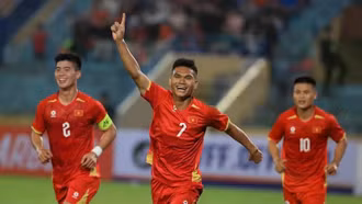 Tuyển Việt Nam áp sát Top 100 FIFA