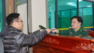 Khoảng 50.000 lượt người xuất, nhập cảnh qua Cửa khẩu Quốc tế Lào Cai trong dịp nghỉ Tết Dương lịch