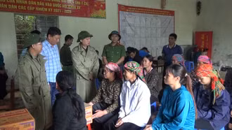 Văn Bàn: Tiếp tục di dời các hộ dân ra khỏi vùng nguy hiểm