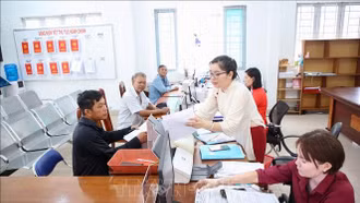 Tinh gọn bộ máy: Ổn định tổ chức, phục vụ Nhân dân