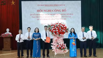 Hội nghị công bố quyết định sáp nhập Trường Cao đẳng Yên Bái vào Trường Cao đẳng nghề Yên Bái 
