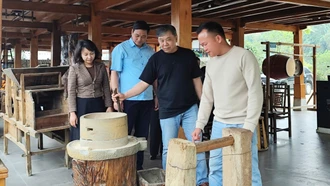 Sở Văn hóa, Thể thao và Du lịch làm việc với UBND phường Nghĩa Lộ về phát triển du lịch