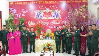 Bộ CHQS tỉnh tổ chức Hội thi gói, nấu bánh chưng 