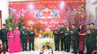 Bộ CHQS tỉnh tổ chức Hội thi gói, nấu bánh chưng 