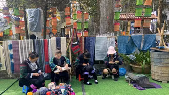 Phụ nữ vùng cao làm du lịch từ mạch nguồn văn hóa Hoàng Liên Sơn