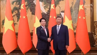 Chủ tịch nước Lương Cường hội đàm với Tổng Bí thư, Chủ tịch nước Trung Quốc Tập Cận Bình