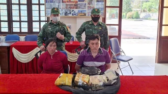 Bộ đội Biên phòng Lào Cai: Bắt 2 đối tượng vận chuyển gần 3 kg ma túy