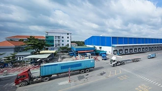 Chuyển đổi số để không 'lạc nhịp'...
