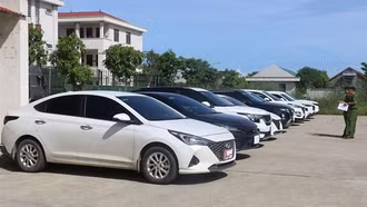 Ô tô nhập khẩu giá rẻ trên mạng: Cạm bẫy sau lời quảng cáo 'ngọt như mía lùi'