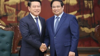 Thủ tướng: Việt Nam dành ưu tiên cao nhất cho quan hệ với Lào