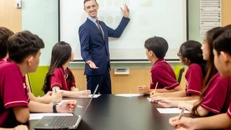 Từ 25/9 áp dụng quy định mới về dạy và học bằng tiếng nước ngoài
