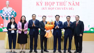 Đồng chí Phó Bí thư Tỉnh ủy Nguyễn Tuấn Anh được bầu giữ chức Chủ tịch UBND tỉnh