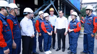 Bí thư Tỉnh ủy Trịnh Việt Hùng và Đoàn công tác Tỉnh ủy kiểm tra tại Khu công nghiệp Tằng Loỏng và dự án Cảng hàng không Sa Pa