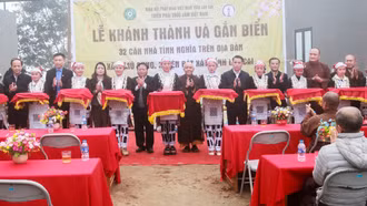 Khánh thành nhà ở cho 32 hộ dân xã A Mú Sung