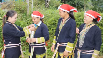 Đổi thay trong cộng đồng dân tộc thiểu số ở Cốc San