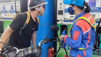 Bán xăng E10, có xóa sổ xăng khoáng RON 95-V hay không?