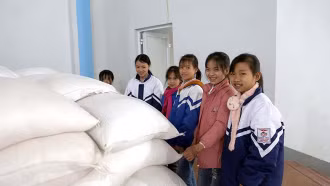 Chủ động phối hợp sớm hoàn thành xuất cấp gạo dự trữ hỗ trợ học sinh