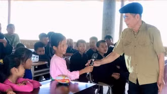 "Truyền nhân" văn hóa dân tộc Tày