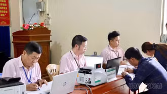 "Cầu nối" đưa tín dụng chính sách đến với người dân