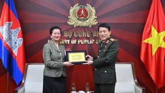 Giữ vững đà hợp tác Việt Nam – Campuchia trên lĩnh vực an ninh, ngoại giao