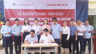 Khánh thành, bàn giao công trình Trường PTDT bán trú tiểu học Hoàng Thu Phố 2