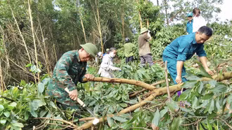 Lục Yên: Hơn 300 người giúp dân giải phóng hành lang đẩy nhanh tiến độ thi công đường dây 500Kv
