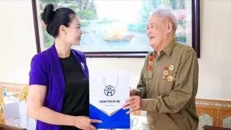 Trình Chủ tịch nước tặng quà cho hơn 1,5 triệu người có công nhân ngày Thương binh - Liệt sĩ