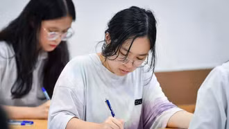 Bộ Giáo dục và Đào tạo chốt quy định bỏ xét riêng học bạ, cho thí sinh đăng ký tối đa 15 nguyện vọng