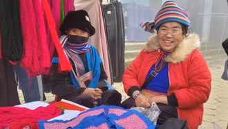 Độc đáo chợ phiên Y Tý