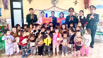 Nậm Tông: Tình quân dân bền chặt như đá núi