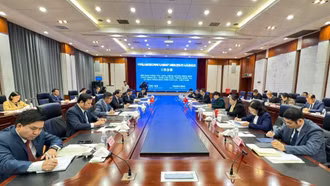 Chủ tịch UBND tỉnh Lào Cai (Việt Nam) hội đàm với Châu trưởng châu Hồng Hà (Trung Quốc) 