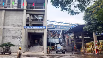 Thường trực Tỉnh ủy chỉ đạo khẩn trương khắc phục hậu quả vụ việc xảy ra tại Công ty TNHH Phốt pho vàng Việt Nam