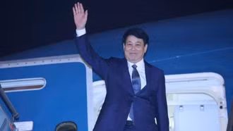 Chủ tịch nước Lương Cường lên đường thăm chính thức Chile, Peru và dự Tuần lễ cấp cao APEC