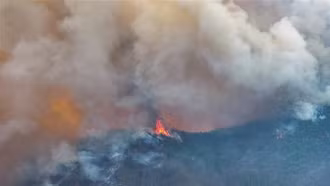 Hàn Quốc huy động mọi nguồn lực để khống chế thảm họa cháy rừng lịch sử