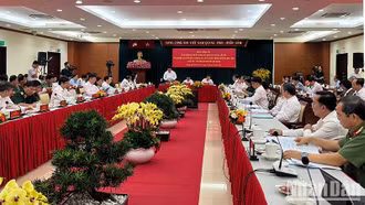 Công tác chuẩn bị tổ chức kỷ niệm 50 năm thống nhất đất nước cần được triển khai đồng bộ, kịp thời