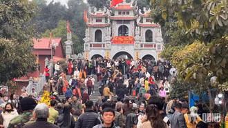 Để tín ngưỡng "vay vốn", "lễ tạ" đền Bà Chúa Kho không bị biến tướng