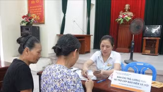 Thủ tướng chỉ thị chi trả gộp 2 tháng lương hưu vào dịp Tết Nguyên đán