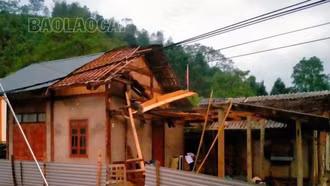 Mưa dông làm 35 nhà dân bị hư hỏng, 1 người tử vong